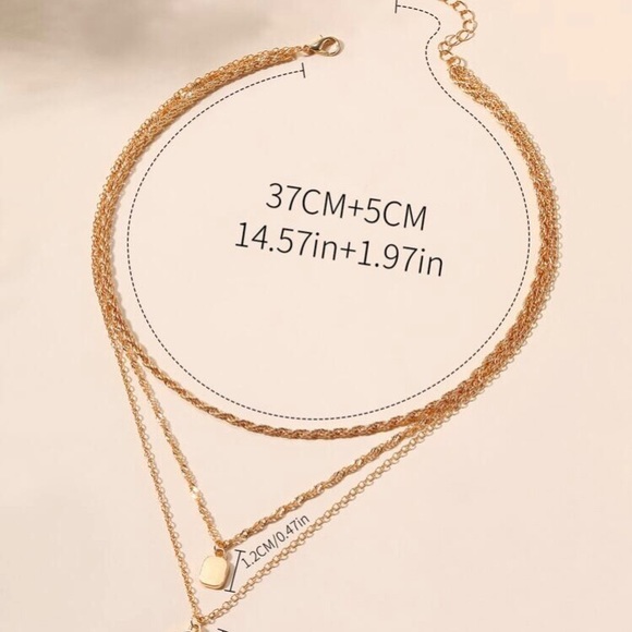 👑NEW LAYERED NECKLACE! - Picture 4 of 5